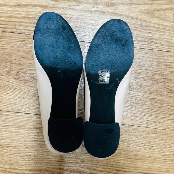 TORY BURCH Cap Toe Pump Shoes - Picture 8 of 15